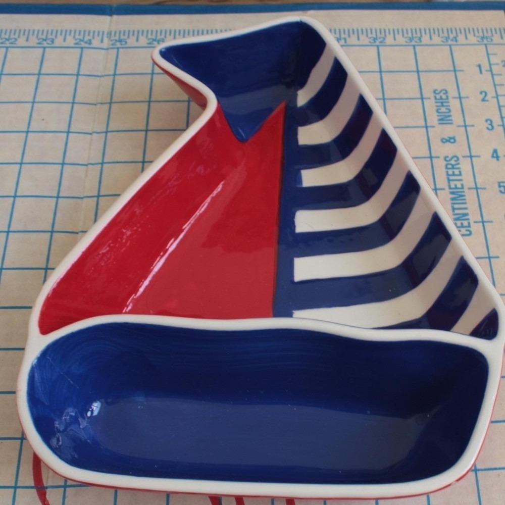 Dennis East Sailboat Serving Dish Nautical Red White Blue Good Ceramic Divided
